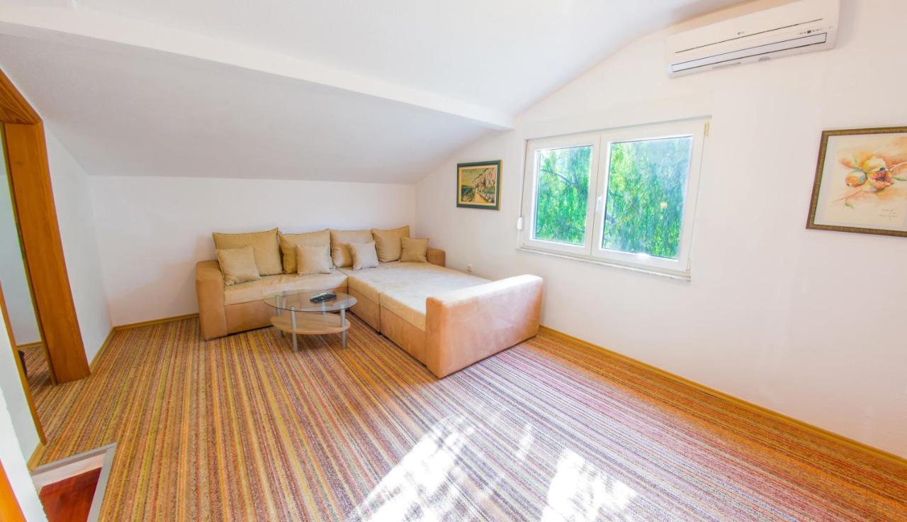 Holiday Home Narona モスタル エクステリア 写真
