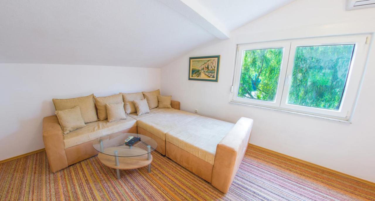 Holiday Home Narona モスタル エクステリア 写真